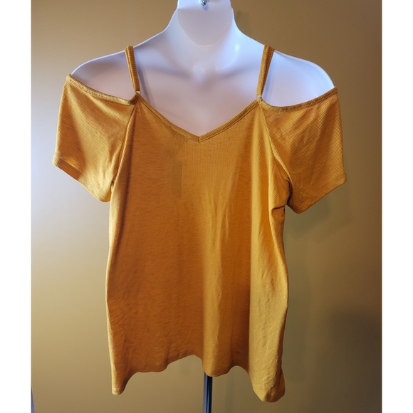 TORRID MIN YLW RIB STRAPPY CLD SHLDR SIZE 1 - Picture 8 of 11